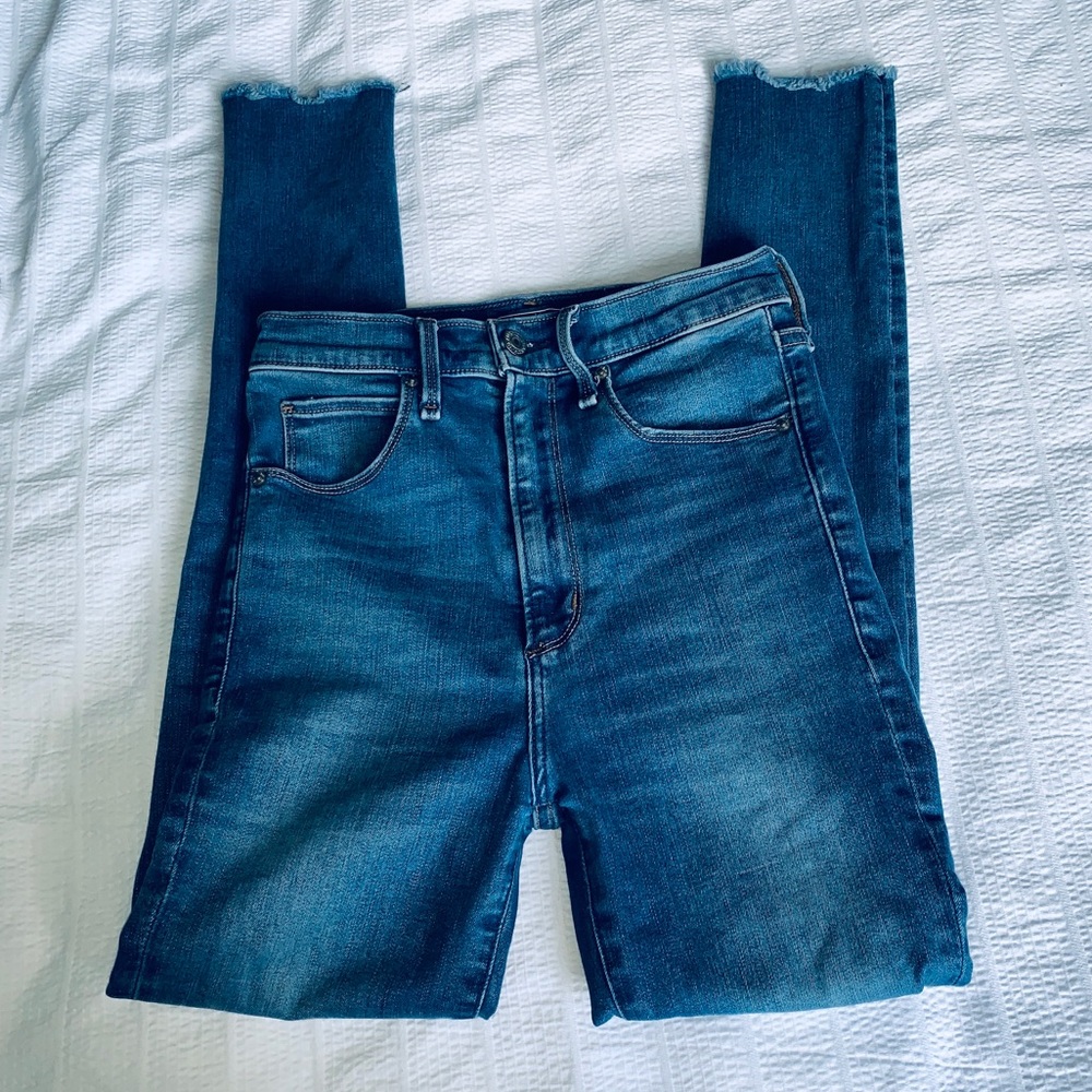 ABERCROMBIE&FITCH Ultra HighRise Skinny Jeans